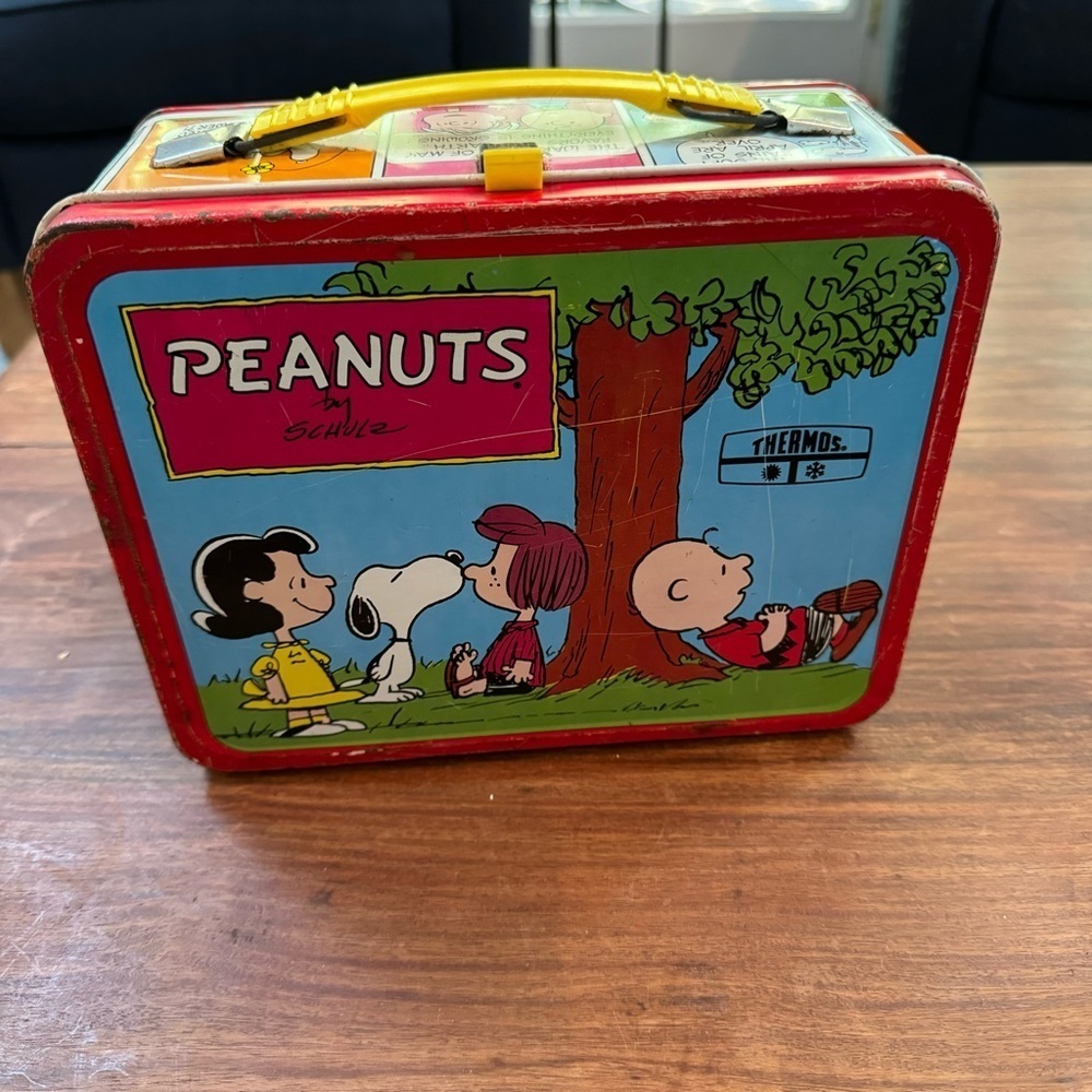 Peanuts Lunch Box Schulz 1973 Charlie Brown Snoopy Psychiatric Help Vintage